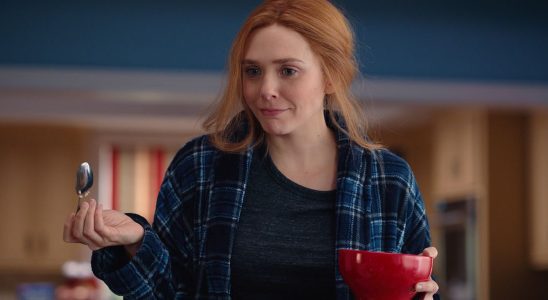 Elizabeth Olsen veut que Scarlet Witch ait "beaucoup plus d'humour" au retour du MCU