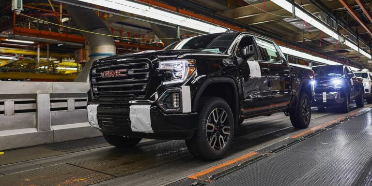 GM suspend une usine de camions pleine grandeur pour maintenir les niveaux d’inventaire