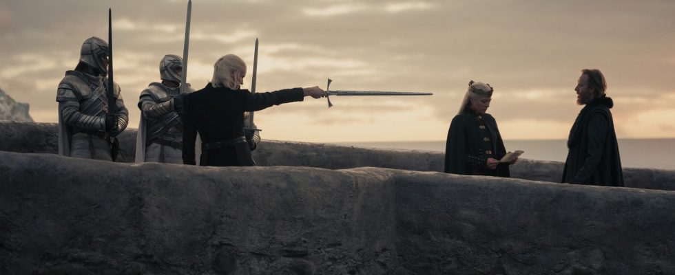 Daemon Targaryen (Matt Smith), Rhaenyra Targaryen (Emma D'Arcy), and Otto Hightower (Rhys Ifans) in the House of the Dragon season 1 finale.