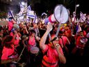 Des Israéliens manifestent lors d'une 