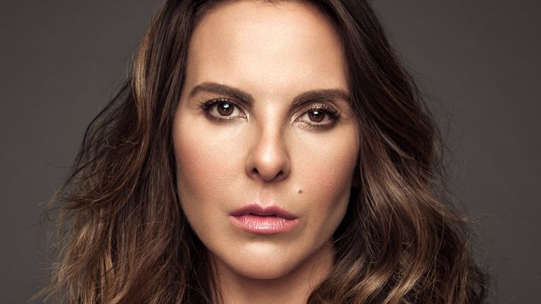 Kate del Castillo, Victory Jones et Bay Davis s'apprêtent à apparaître au NALIP Diverse Women in Media Forum Les plus populaires doivent être lus Inscrivez-vous aux newsletters Variety Plus de nos marques
	
	
