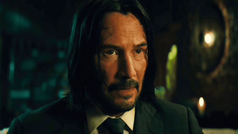 Keanu Reeves "Coupe la tête d'un homme" par erreur lors de l'accident de tournage de "John Wick"
	
	
