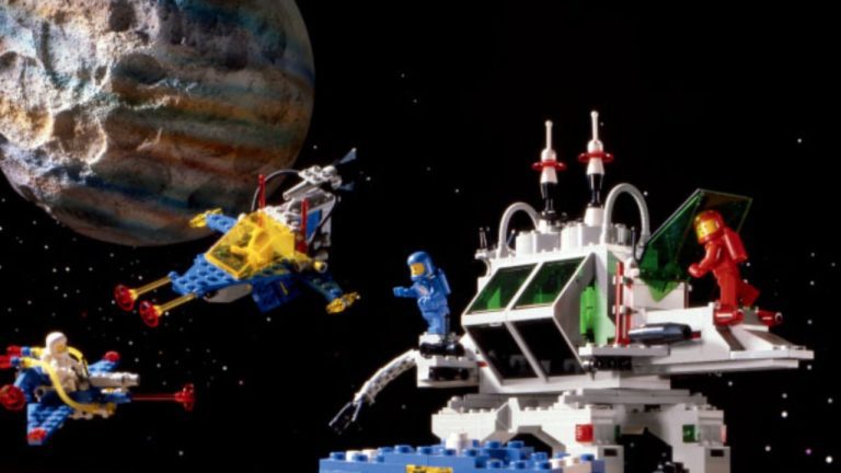 LEGO Space : le livre d'art 1978-1992 mêle histoire et jouets
