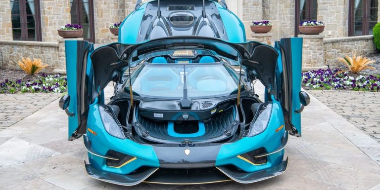 La Koenigsegg Regera 2021 avec Wacky Paint est la chauve-souris d’aujourd’hui