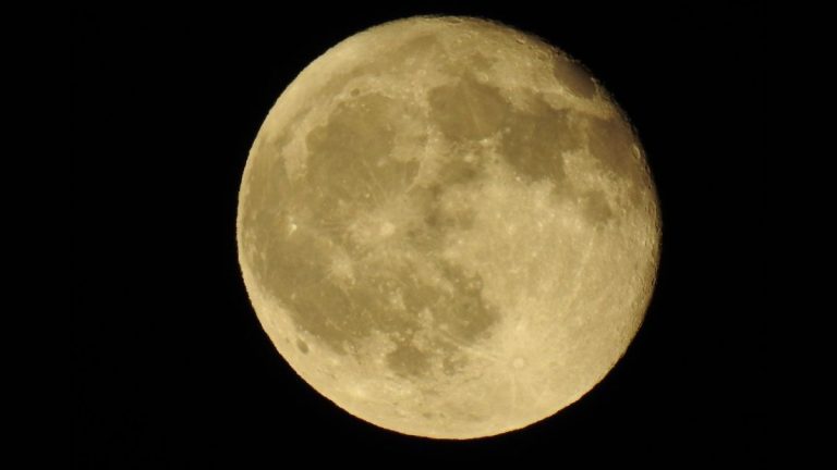 La Lune se dote d’un réseau 4G, grâce à Nokia