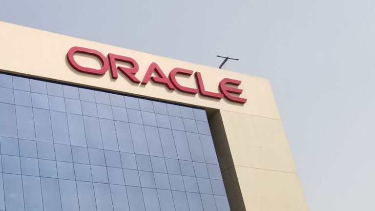 La majorité des correctifs et fonctionnalités Java proviennent directement d’Oracle