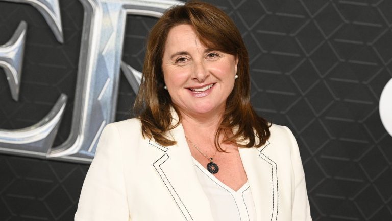 La productrice de longue date de Marvel, Victoria Alonso, aurait été licenciée pour rupture de contrat
