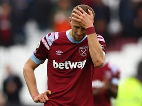 Tomas Soucek de West Ham United réagit après le match.