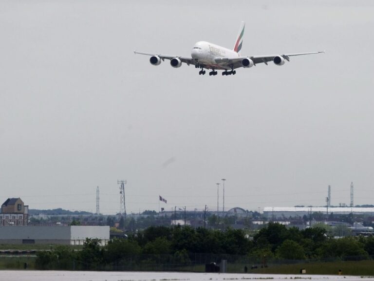 L’aéroport Pearson plafonnera le nombre de vols aux heures de pointe