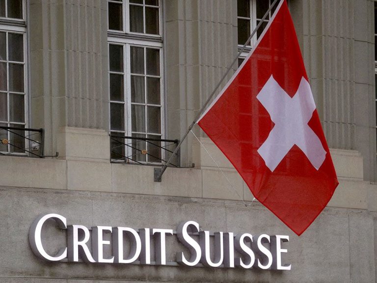 Le Credit Suisse en difficulté devrait repousser l’offre d’UBS d’un milliard de dollars