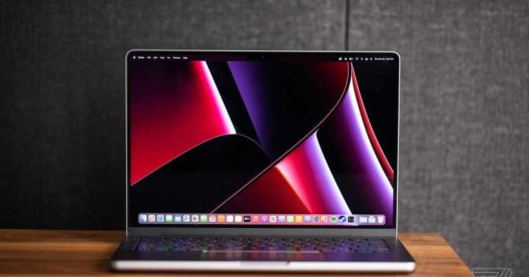 Le MacBook Pro 14 de dernière génération d’Apple et le nouveau Mac Mini sont jusqu’à 400 $ de réduction