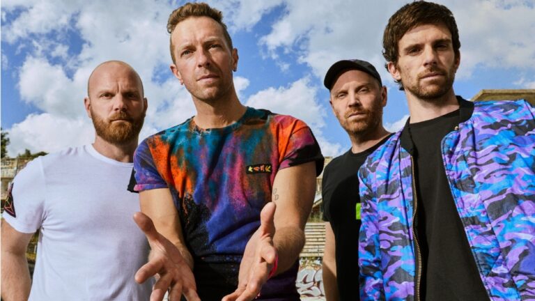 Le film de Coldplay Concert mettant en vedette Jin de BTS fixe les dates de sortie d'avril Les plus populaires doivent être lus
	
	
