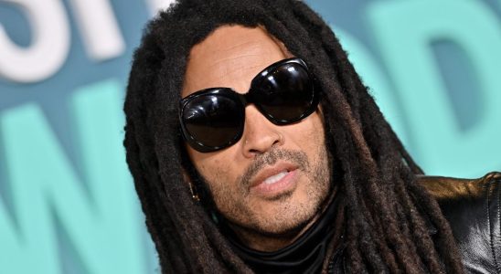 Lenny Kravitz taquine un nouvel album et une nouvelle tournée, parle de "Hunger Games" et organise les iHeartRadio Awards Les plus populaires doivent être lus Inscrivez-vous aux newsletters Variety Plus de nos marques