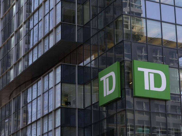 Les actions de First Horizon coulent en raison du retard de la prise de contrôle de 13,4 milliards de dollars par la Banque TD