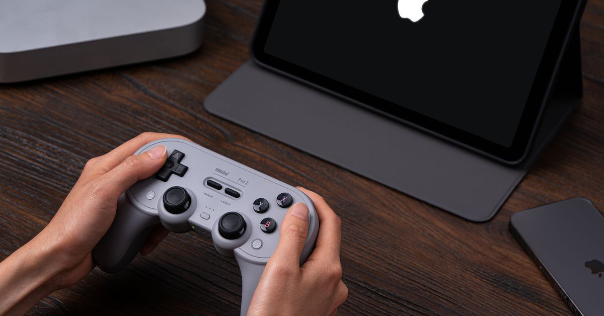 Les meilleurs contrôleurs de 8BitDo fonctionnent désormais avec l'iPhone, l'iPad et d'autres appareils Apple
