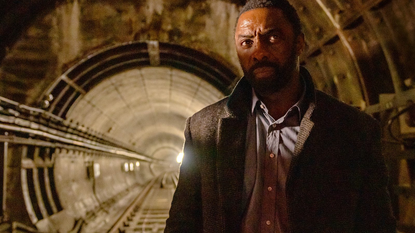 Luther: The Fallen Sun a tourné des scènes dans les «tunnels fantômes» du métro de Londres [Exclusive]
