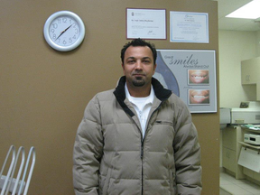 Une photo Facebook d'Amir Haydarian.  Le dentiste de Toronto s'est vu retirer sa licence par le Collège royal des chirurgiens dentistes cette semaine après avoir été reconnu coupable de faute professionnelle pour avoir eu des relations sexuelles avec un patient.