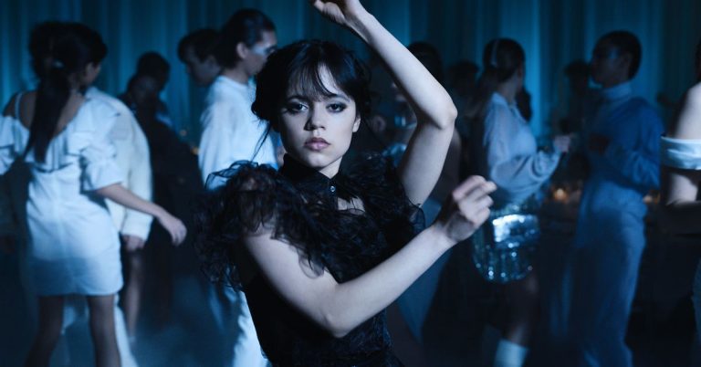 Mercredi, Jenna Ortega pourrait affronter Beetlejuice 2 avec Tim Burton
