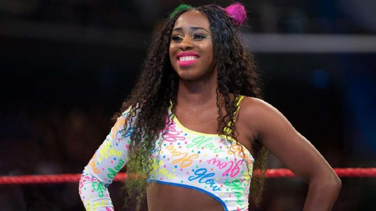 Naomi confirme son départ de la WWE
