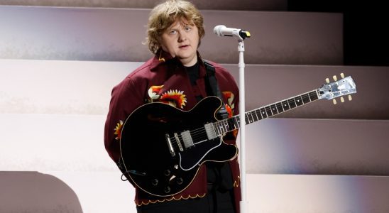 Netflix capture le documentaire de Lewis Capaldi "Comment je me sens maintenant" de Pulse Films et fixe la date de sortie Les plus populaires doivent être lus Inscrivez-vous aux newsletters Variété Plus de nos marques