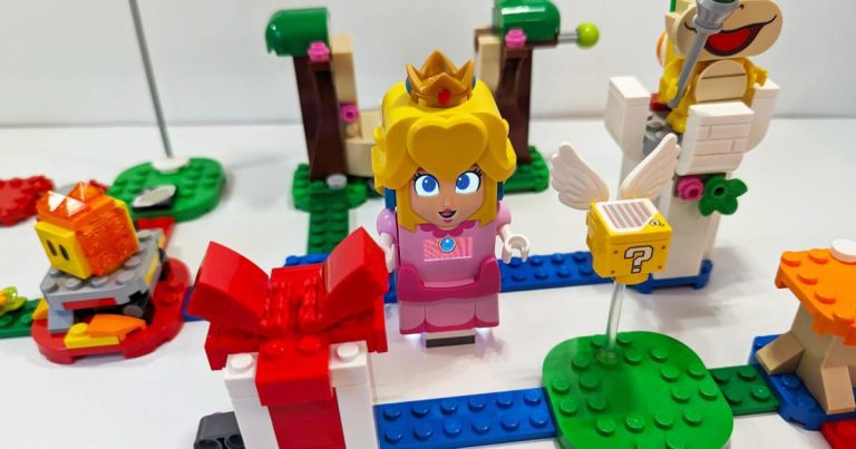 Peach est un ajout solide à la gamme Super Mario de Lego