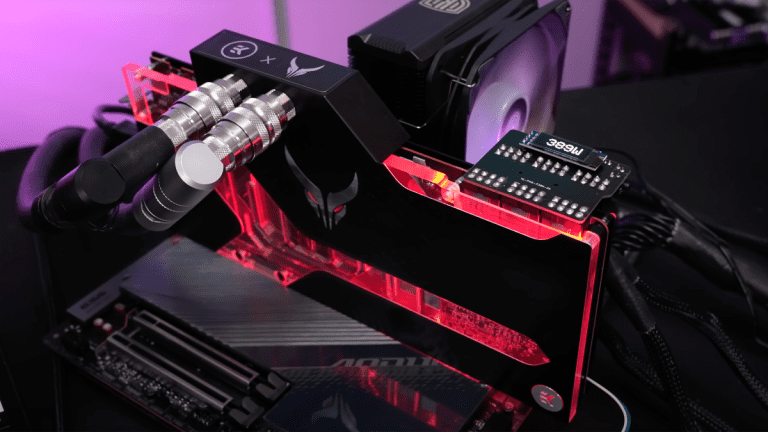 PowerColor Radeon RX 7900 XTX overclocké à 3,25 GHz sur LCS