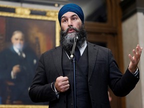 Le chef du NPD, Jagmeet Singh, a déclaré que le projet du premier ministre Justin Trudeau de nommer un rapporteur spécial répondait à l'objectif d'indépendance, mais qu'il pourrait ne pas être transparent, il est donc prêt à attendre les détails.