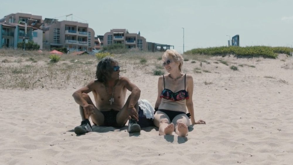 'The Last Seagull' explore la passion d'une escorte sur la colline pour la vie et l'amour dans une ville balnéaire bulgare Les plus populaires doivent être lus
	
	
