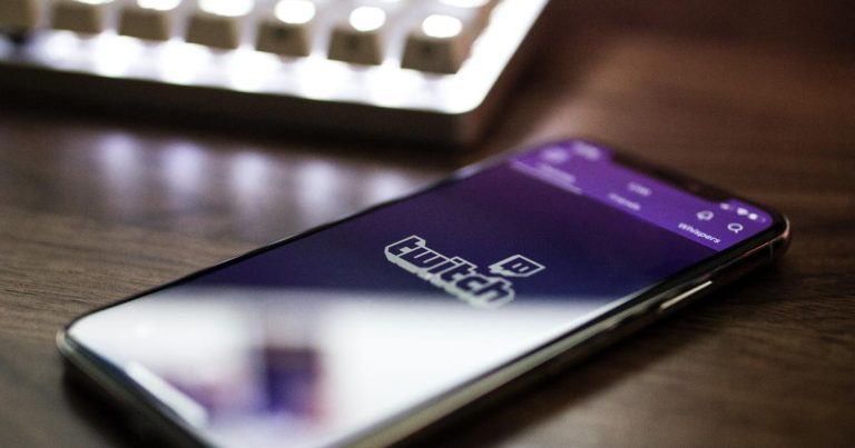 Twitch adopte une position plus dure contre les deepfakes explicites