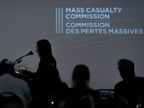 Sandra McCulloch, avocate chez Patterson Law, représentant de nombreuses familles de victimes et d'autres personnes, s'adresse à l'enquête de la Mass Casualty Commission sur les meurtres de masse dans les régions rurales de la Nouvelle-Écosse les 18 et 19 avril 2020, à Truro, en Nouvelle-Écosse, le lundi 1er septembre 2020. 20, 2022.