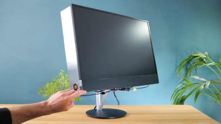 YouTuber fabrique un moniteur LCD double couche DIY