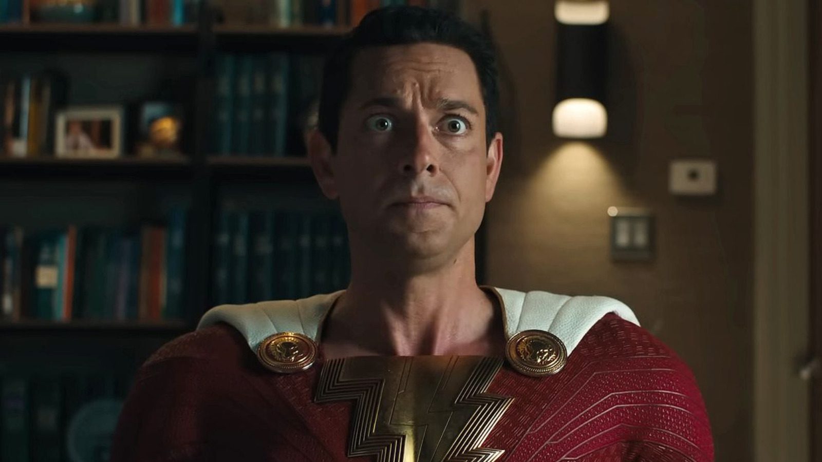  Zachary Levi confirme apparemment le rapport selon lequel Dwayne Johnson a tué Shazam !  2 Scène post-générique
