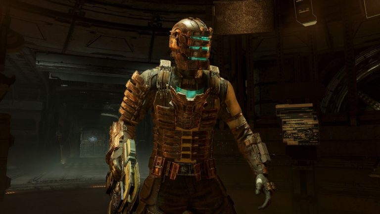 Dead Space review - Isaac with his Plasma Cutter