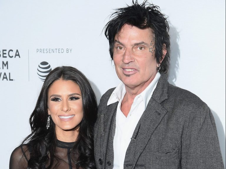 La femme de Tommy Lee, Brittany Furlan, plaisante en disant que « le vagin était normal » avant de se marier