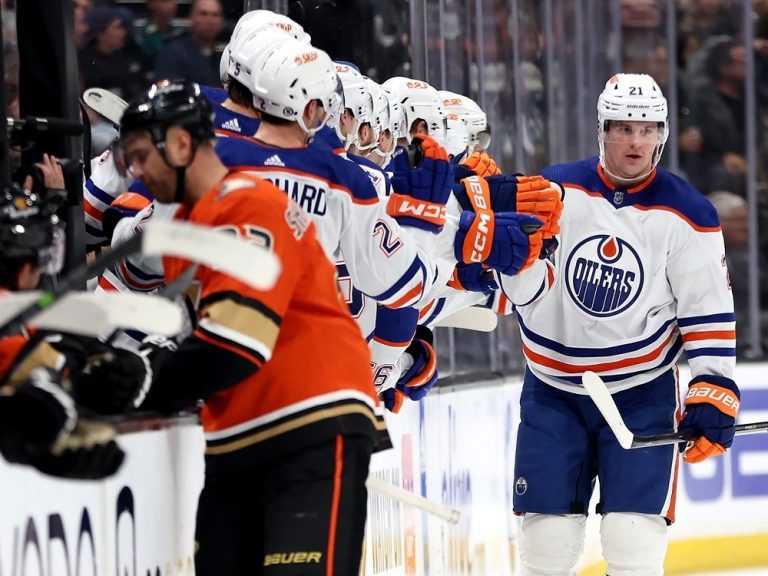 Les Oilers d’Edmonton abattent les Ducks pour en faire six de suite