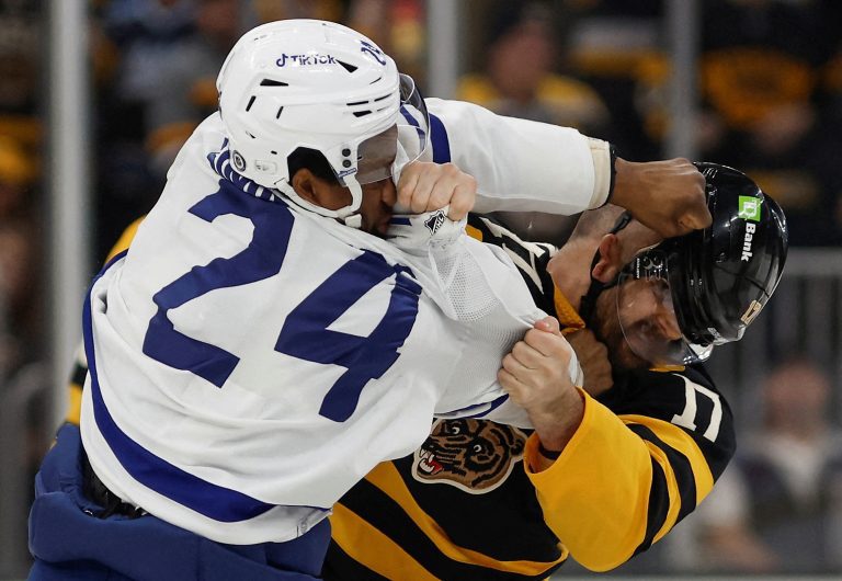 Wayne Simmonds déterminé à avoir un rôle en séries éliminatoires pour les Maple Leafs