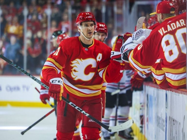 Dans la meilleure campagne en carrière, Flames’ Backlund nominé pour le trophée Masterton