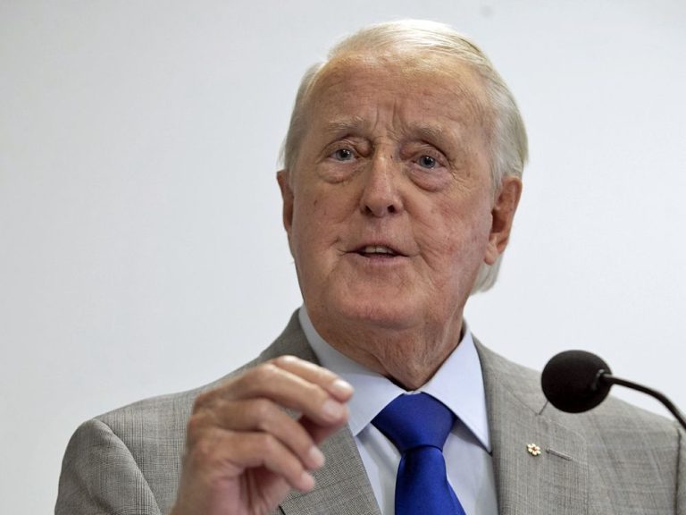 L’ancien premier ministre Brian Mulroney se remet d’un traitement contre le cancer de la prostate