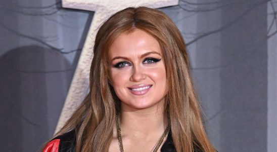 L'ancienne star d'EastEnders Maisie Smith semble confirmer les rapports sur les rôles au cinéma