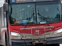 Un autobus de Calgary Transit le 23 février 2021.