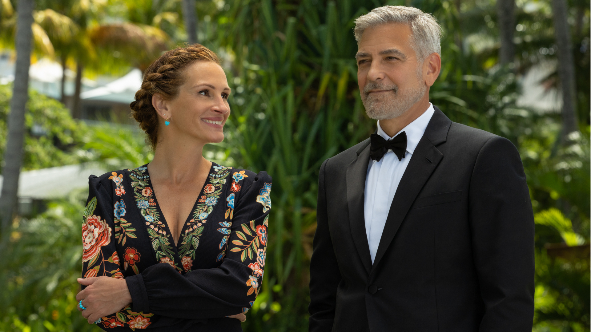 Julia Roberts et George Clooney dans Ticket to Paradise