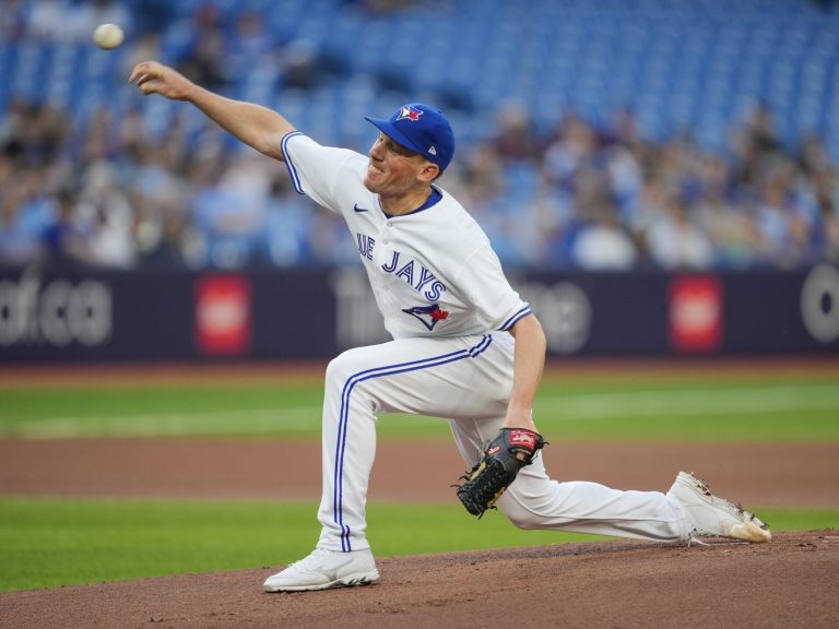 Les Blue Jays ne fournissent pas de soutien à la course de Chris Bassitt alors que les Tigers évitent le balayage de la série