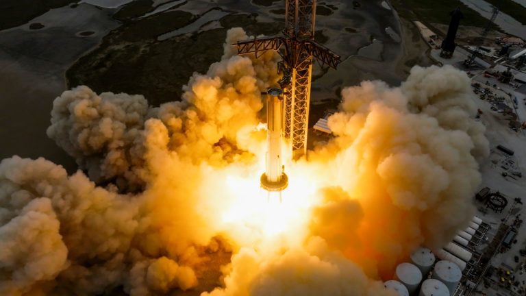 La FAA accorde une licence de lancement à SpaceX, ouvrant la voie au test de vol orbital Starship