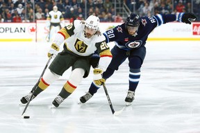 Pierre-Luc Dubois (à droite) affrontera plusieurs des meilleurs joueurs défensifs de l'autre équipe lorsque les Jets affronteront les Golden Knights au premier tour des séries éliminatoires.