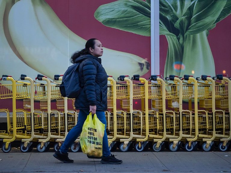 Le taux d’inflation du Canada tombe à son plus bas niveau depuis août 2021