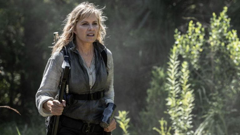 Le showrunner de Fear the Walking Dead taquine la menace de PADRE et emmène Madison de Kim Dickens sur un chemin plus sombre dans la saison 8