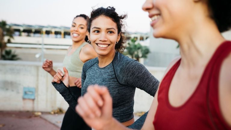 J’ai utilisé un spray au magnésium pendant un mois d’entraînement marathon – voici mes résultats