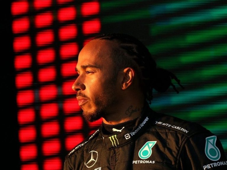 Lewis Hamilton est-il trop vieux pour continuer à gagner ?  D’autres conducteurs disent que c’est compliqué