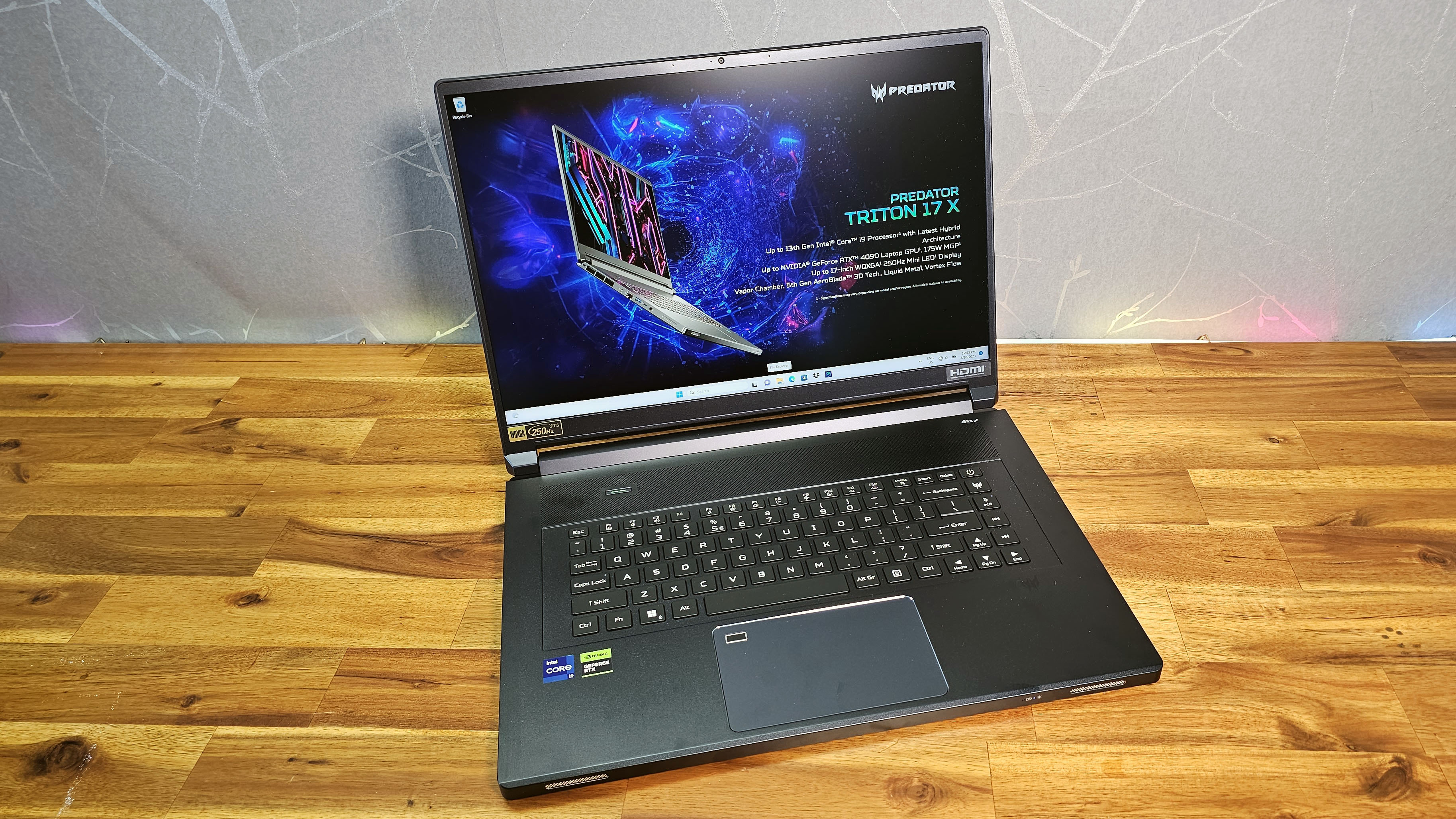 Acer Predator Triton 17X