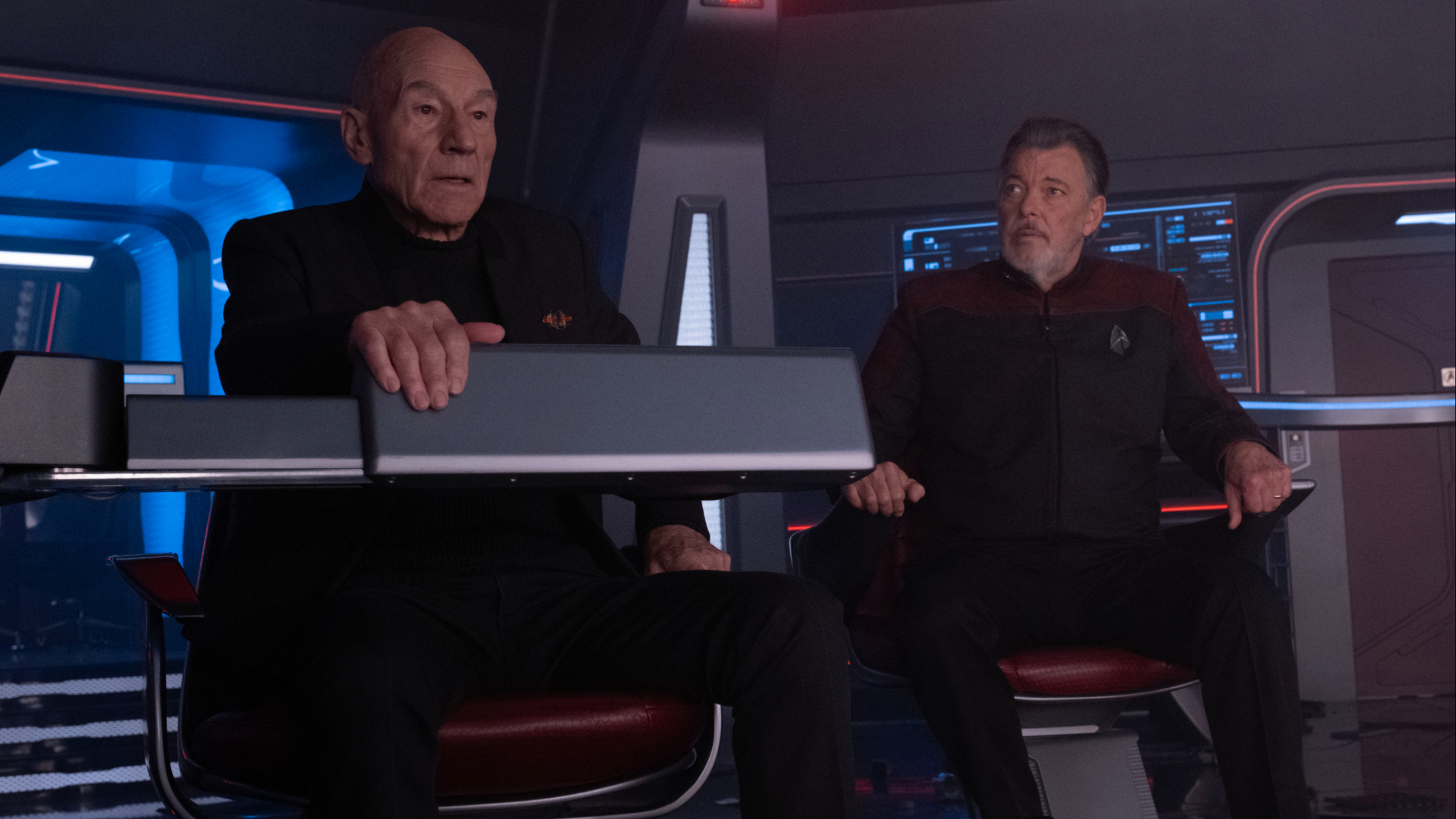 Patrick Stewart et Jonathan Frakes dans Star Trek : Picard saison 3